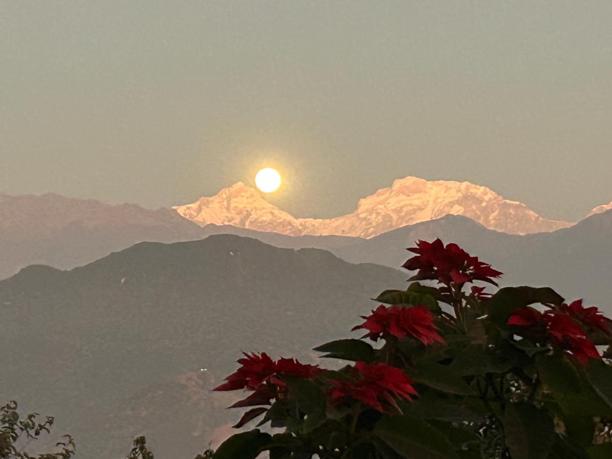 Hotel Pristine Himalaya Pokhara Exterior foto