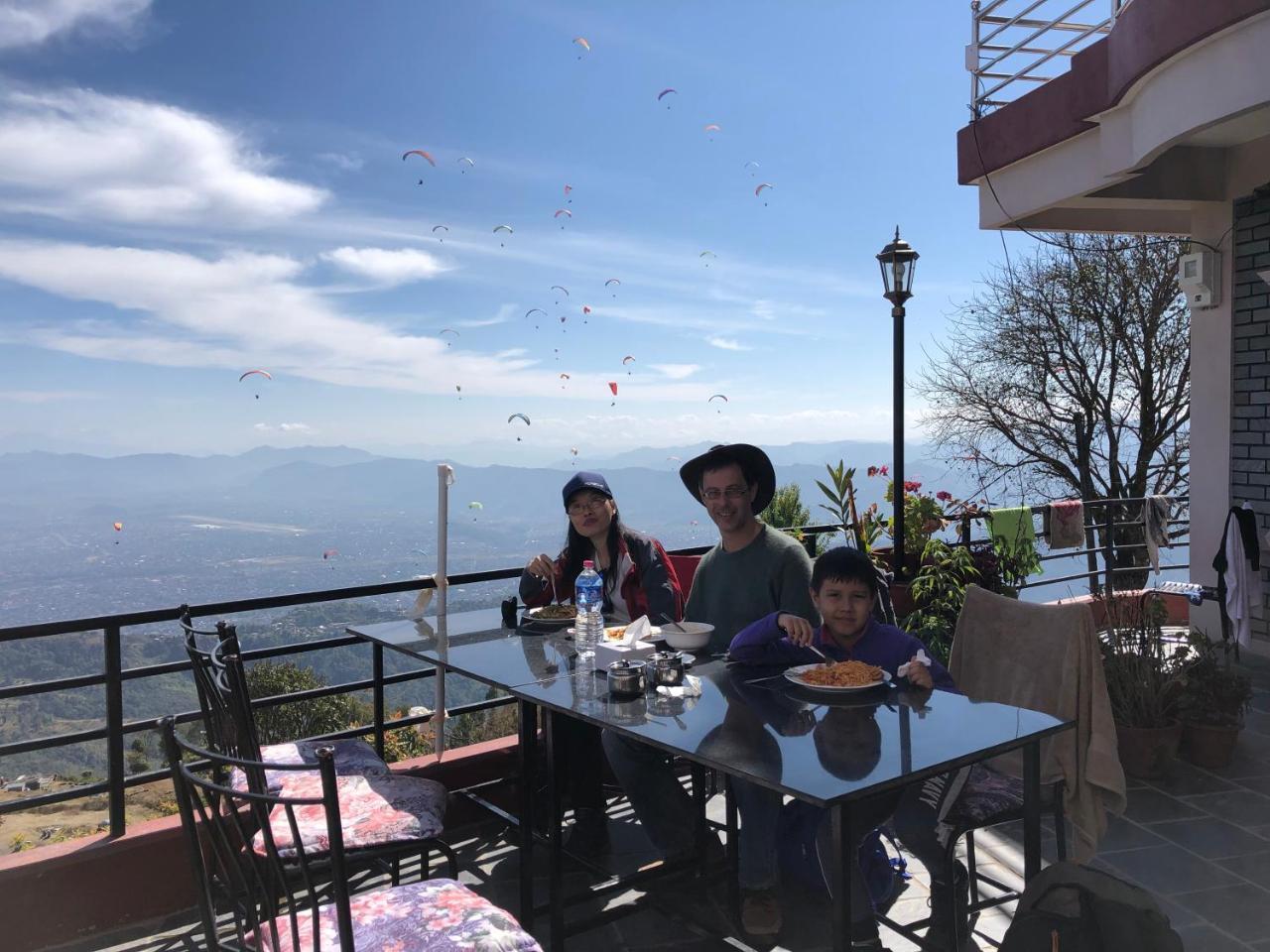 Hotel Pristine Himalaya Pokhara Exterior foto